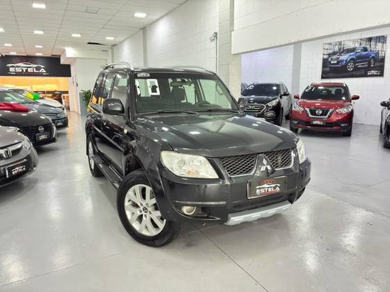 MITSUBISHI PAJERO TR4 2.0 4X4 16V 140CV FLEX 4P AUTOMÁTICO MITSUBISHI PAJERO TR4 2.0 4X4 16V 140CV FLEX 4P AUTOMÁTICO